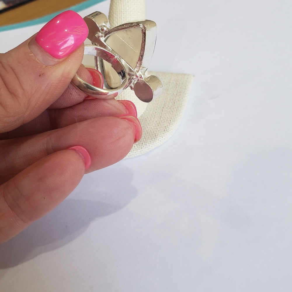 Handmade Chalcedony Peral Gem 925 Ring - Picture 8 of 11